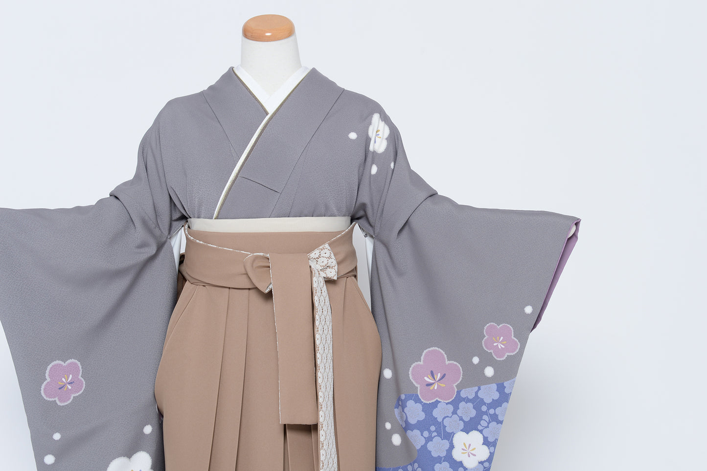 卒業袴のレンタル衣装 商品詳細ページ【カワイイ】【卒業袴149-h129】